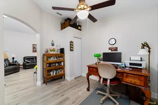 453 SW Talquin Ln, Port Saint Lucie, FL 34986 - Photo 15