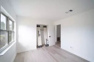 226 SW Kimball Cir, Port Saint Lucie, FL 34953 - Photo 17