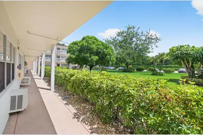 384 Fanshaw J, Boca Raton, FL 33434 - Photo 9