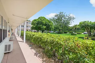 384 Fanshaw J, Boca Raton, FL 33434 - Photo 9