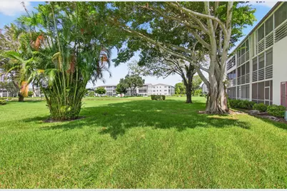384 Fanshaw J, Boca Raton, FL 33434 - Photo 43