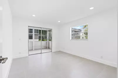 578 Burgundy M, Unit #M, Delray Beach, FL 33484 - Photo 11