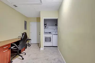 1541 SE Minorca Avenue, Port Saint Lucie, FL 34952 - Photo 29