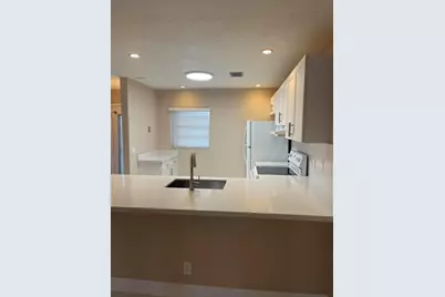2300 NE 1 St Lane Lane, Unit #4020, Boynton Beach, FL 33435 - Photo 11