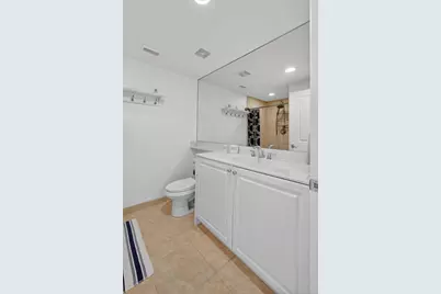 275 NW Flagler Avenue, Unit #204, Stuart, FL 34994 - Photo 27
