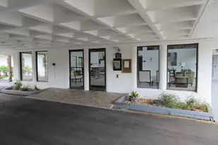 9233 SW 8th St, Boca Raton, FL 33428 - Photo 3