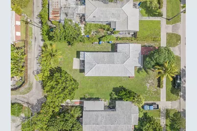 17570 NE 19th Avenue, North Miami Beach, FL 33162 - Photo 27