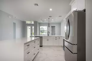 436 NW Dover Ct, Port Saint Lucie, FL 34983 - Photo 11