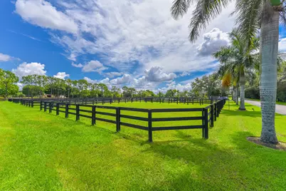 2780 Skipiks Way, Wellington, FL 33470 - Photo 27