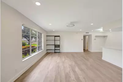 1217 S Drive Way, Unit #A, Delray Beach, FL 33445 - Photo 5