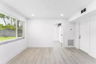 7531 Edgewater Cir, Lake Clarke Shores, FL 33406 - Photo 11