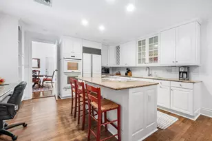 240 Miraflores Dr, Palm Beach, FL 33480 - Photo 3