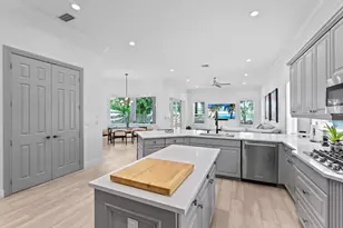 12442 Equine Ln, Wellington, FL 33414 - Photo 11