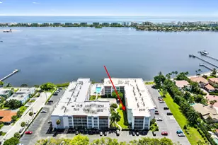 1516 S Lakeside Dr, Lake Worth Beach, FL 33460 - Photo 1