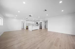 3011 N Palm Aire Dr, Pompano Beach, FL 33069 - Photo 17