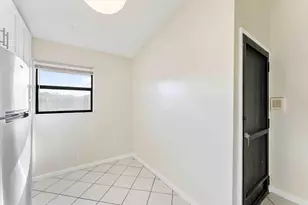 3375 Jaywood Terrace, Boca Raton, FL 33431 - Photo 9