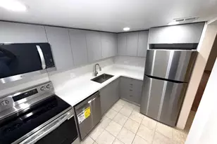 3670 Inverrary Dr, Lauderhill, FL 33319 - Photo 9