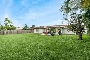 2482 SE Sidonia St, Port Saint Lucie, FL 34952 - Photo 33