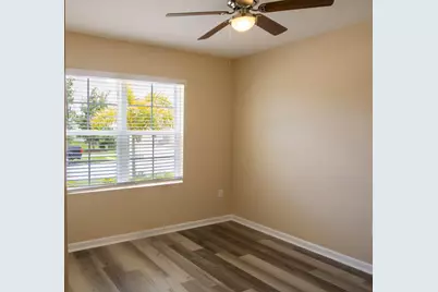 2716 Granville Manor SW, Vero Beach, FL 32968 - Photo 15