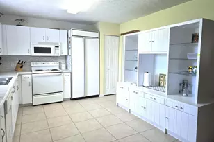 6678 Campanilla, Fort Pierce, FL 34951 - Photo 19