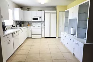 6678 Campanilla, Fort Pierce, FL 34951 - Photo 17