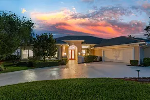 2674 SE Erickson Dr, Port Saint Lucie, FL 34984 - Photo 3