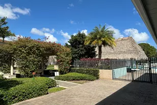 417 SW Natura Ave, Deerfield Beach, FL 33441 - Photo 33