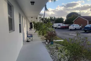 6560 Winfield Blvd, Margate, FL 33063 - Photo 13