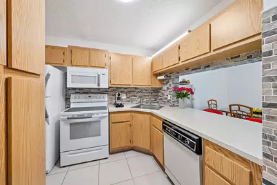 819 Sky Pine Way #A2, Greenacres, FL 33415 - Photo 5