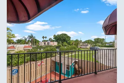 4025 Village Drive, Unit #C, Delray Beach, FL 33445 - Photo 23