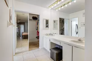 2554 SW 23rd Cranbrook Dr, Boynton Beach, FL 33436 - Photo 17