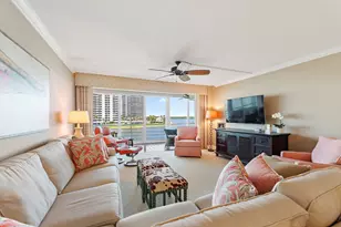 36 Yacht Club Dr, North Palm Beach, FL 33408 - Photo 15