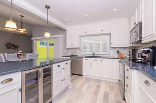 4031 NE Breakwater Dr, Jensen Beach, FL 34957 - Photo 13