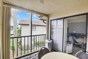 7657 Tahiti Ln, Lake Worth, FL 33467 - Photo 13