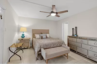 1037 Berkshire B, Deerfield Beach, FL 33442 - Photo 11