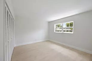 315 Venetian Dr, Delray Beach, FL 33483 - Photo 21