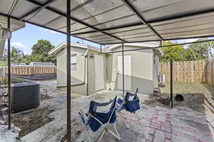 3717 Pinewood Ave, West Palm Beach, FL 33407 - Photo 13