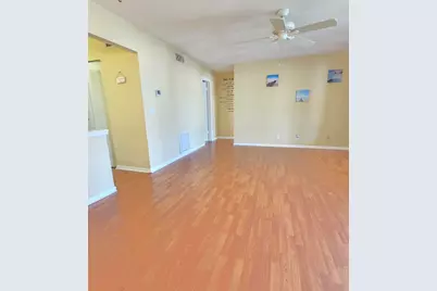 410 Pine Glen Lane, Unit #D2, Greenacres, FL 33463 - Photo 17