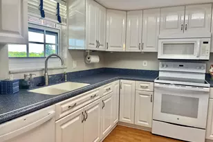 145 Atlantis Blvd Unit, Atlantis, FL 33462 - Photo 3