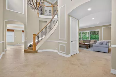 247 Sedona Way, Palm Beach Gardens, FL 33418 - Photo 5