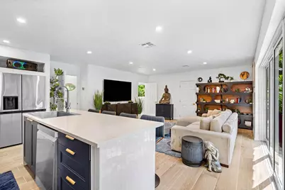 2041 NE 30th Street, Fort Lauderdale, FL 33306 - Photo 11