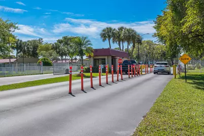 150 Lake Meryl Drive, Unit #143, West Palm Beach, FL 33411 - Photo 27