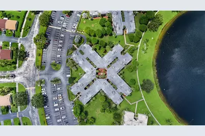 5310 Las Verdes Circle, Unit #118, Delray Beach, FL 33484 - Photo 17