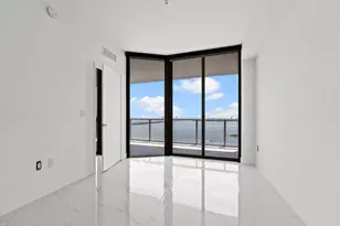 700 NE 24th St, Miami, FL 33137 - Photo 11