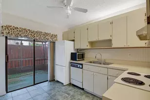 8091 SE Villa Cir, Hobe Sound, FL 33455 - Photo 7