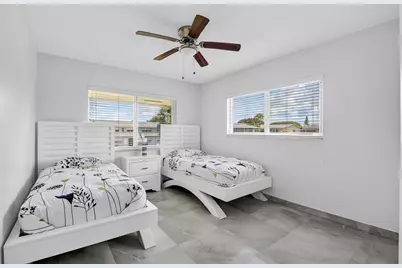 16 Waltham A, West Palm Beach, FL 33417 - Photo 11