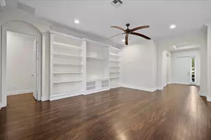12077 Aviles Cir, Palm Beach Gardens, FL 33418 - Photo 11