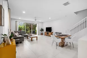 1031 Pinewood Lake Ct, Greenacres, FL 33415 - Photo 5