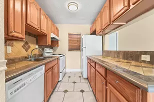 3220 Coral Ridge Dr, Coral Springs, FL 33065 - Photo 7