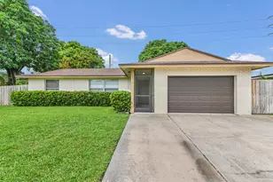 5001 Woodstone Circle, Lake Worth, FL 33463 - Photo 3